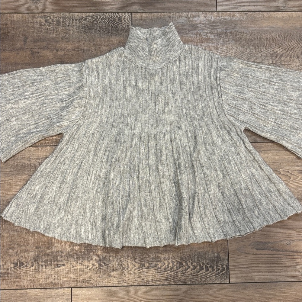Maeve Short Sleeve Mock Neck Swing Sweater Gray Size Small - Picture 3 of 7